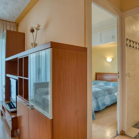 Serramar Apartment